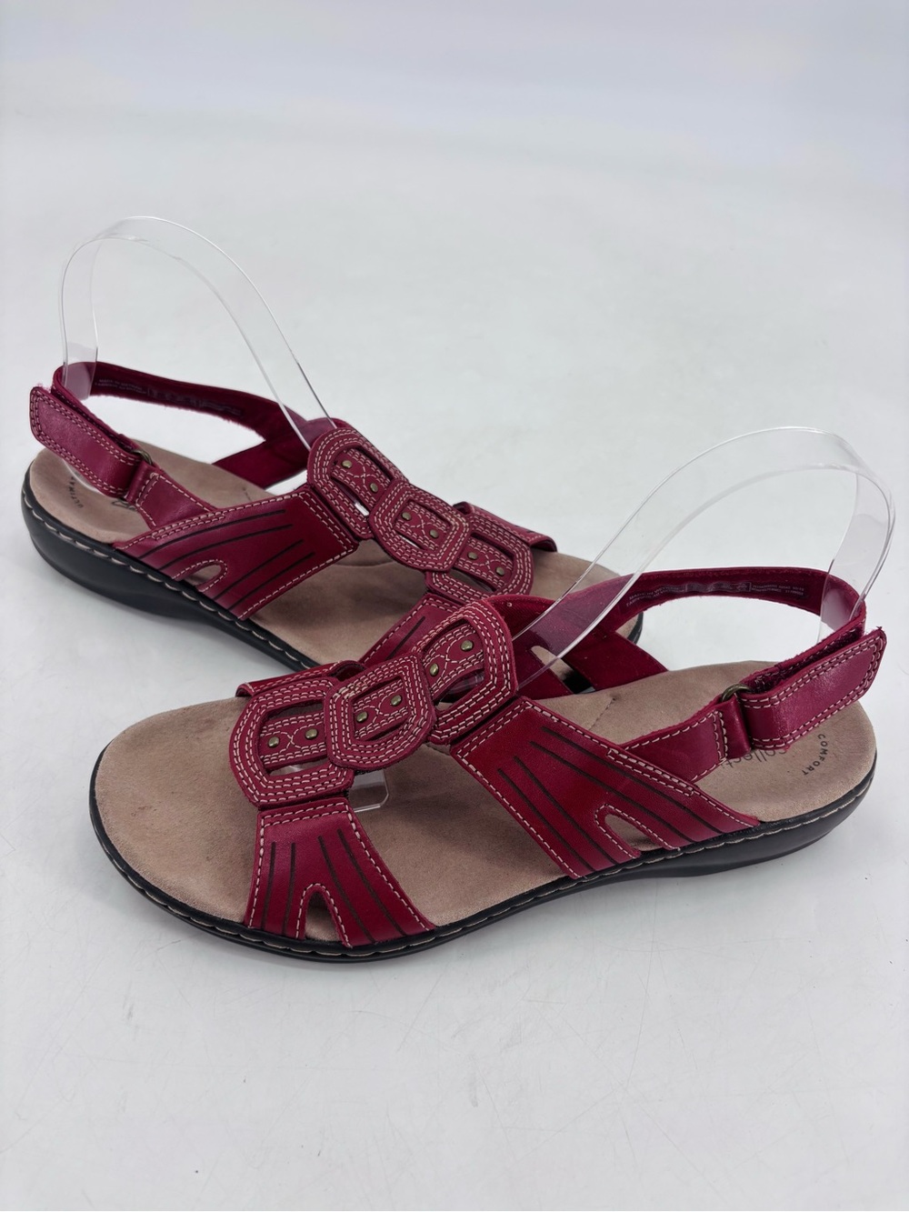 Clarks Ultimate Comfort Cushioned Ergonomic Arch Support Walking Sandals